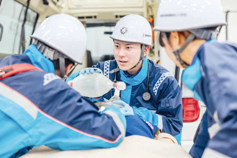 救急救命士科の様子